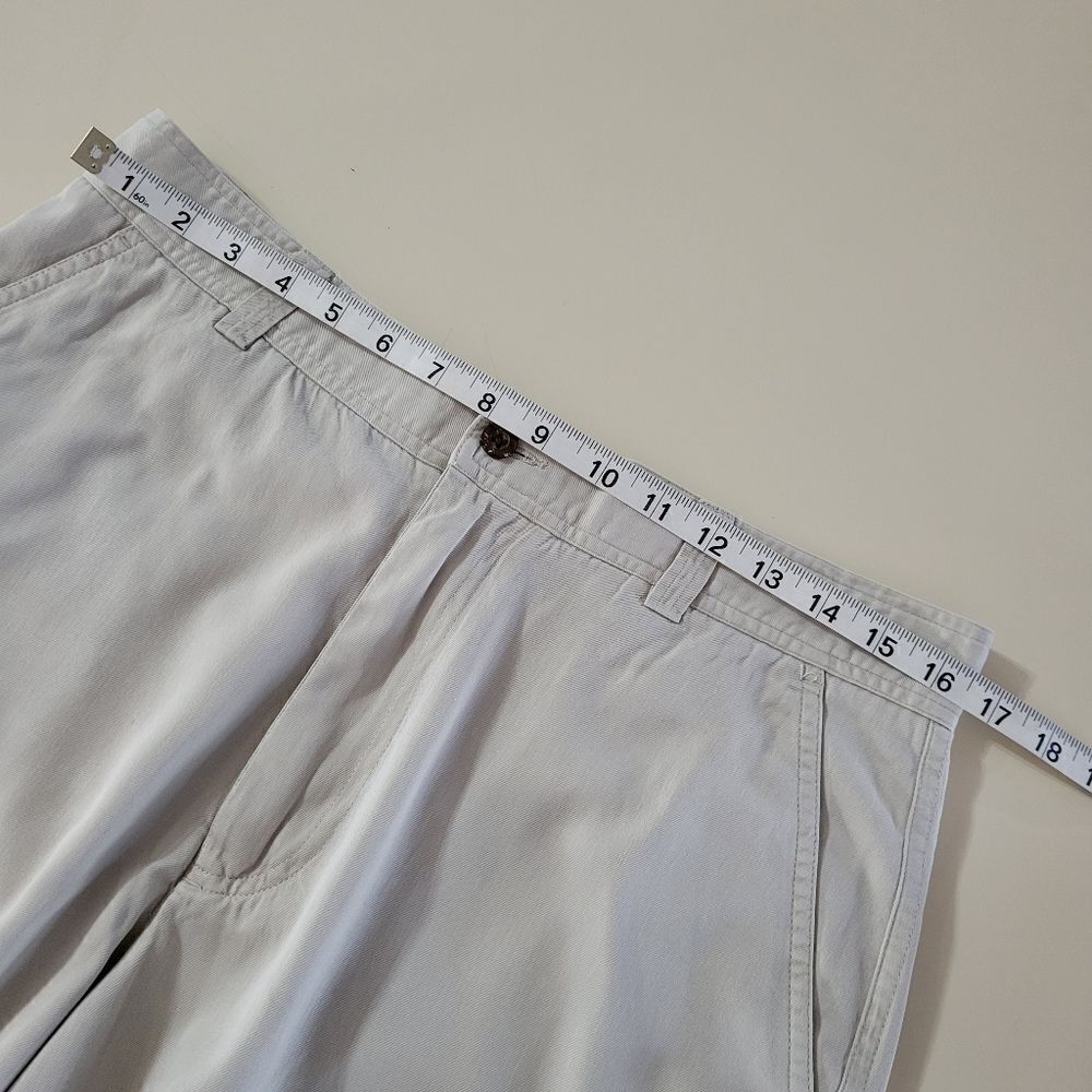 Tommy Bahama Men's Silk Cotton Light Tan Island Shores Shorts - Picture 3 of 11